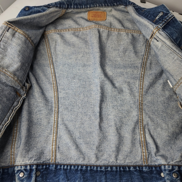 Vintage 80s Levis Denim Trucker Jacket Size 44 Blue USA Made 70506-0216 Type 3 - Picture 8 of 12